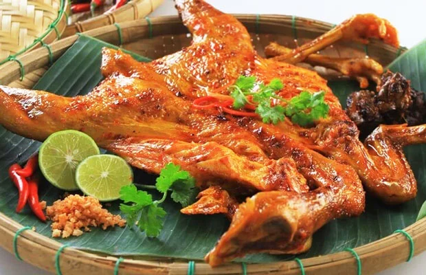 Gà Ta Nướng Muối Ớt